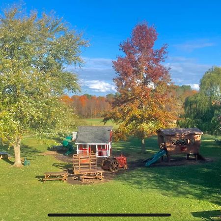 The Cortland Cottage At Brant'S Apple Orchard Аштабула Екстер'єр фото